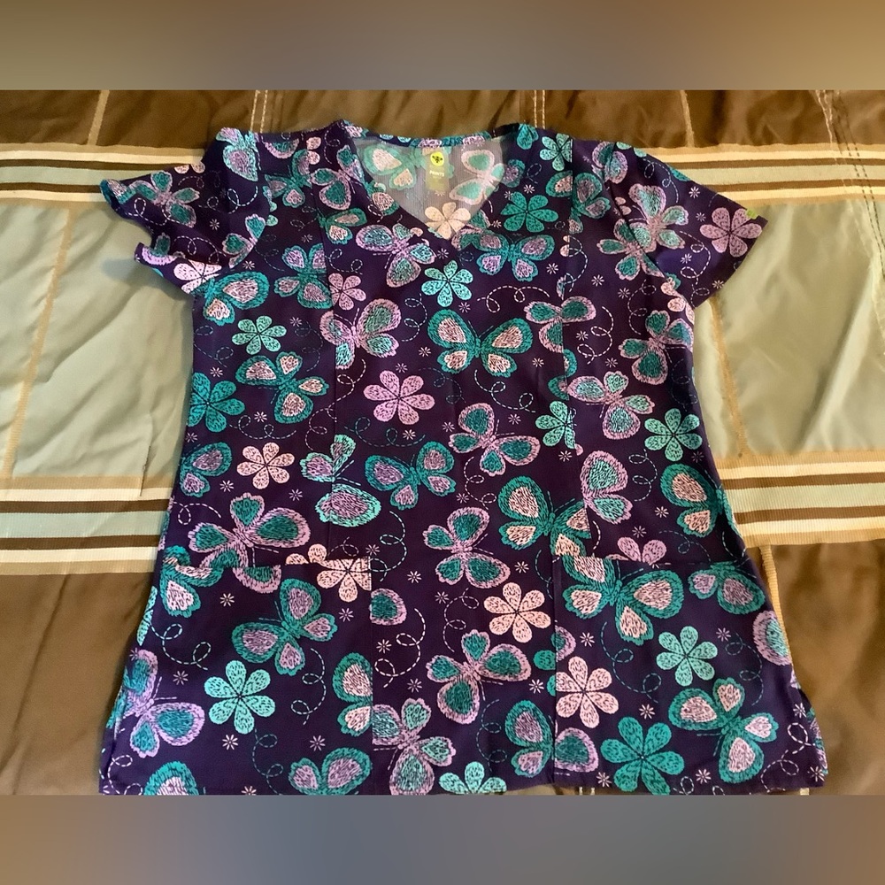 Med couture scrub top